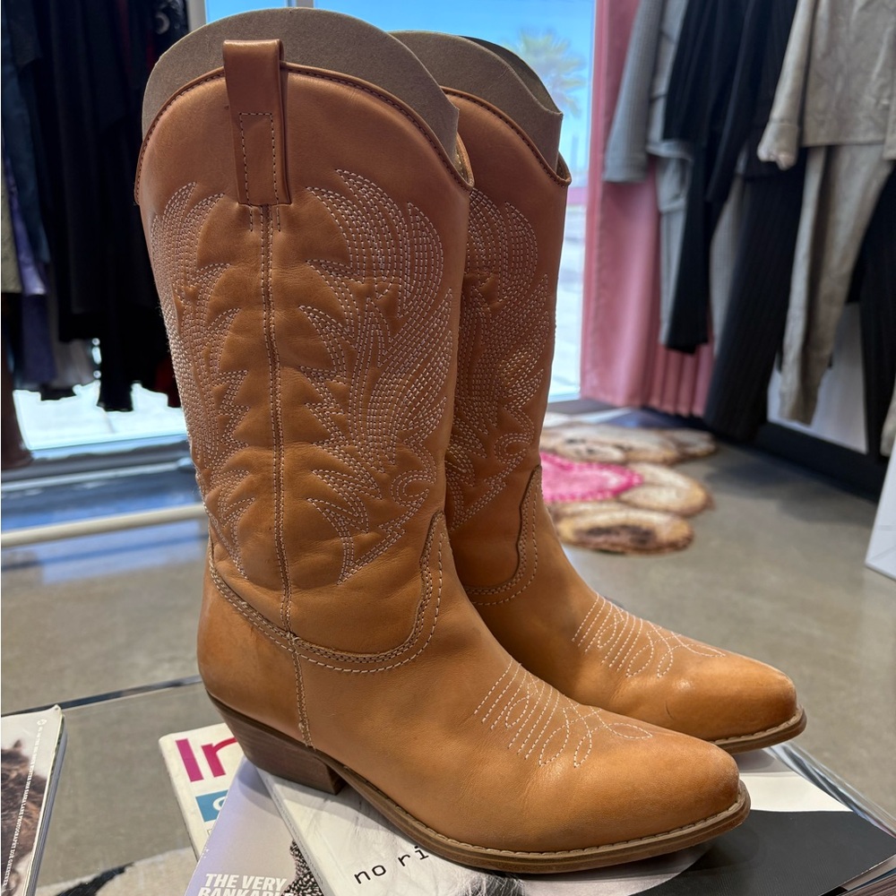 Tan Leather Cowboy Boots